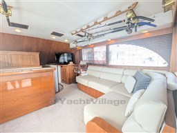 Davis 47 salon detail