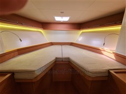 Toy Tender 47, master cabin