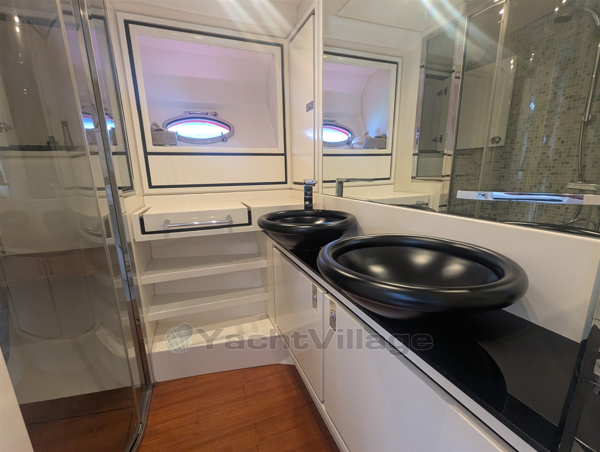 {I}Owner's head