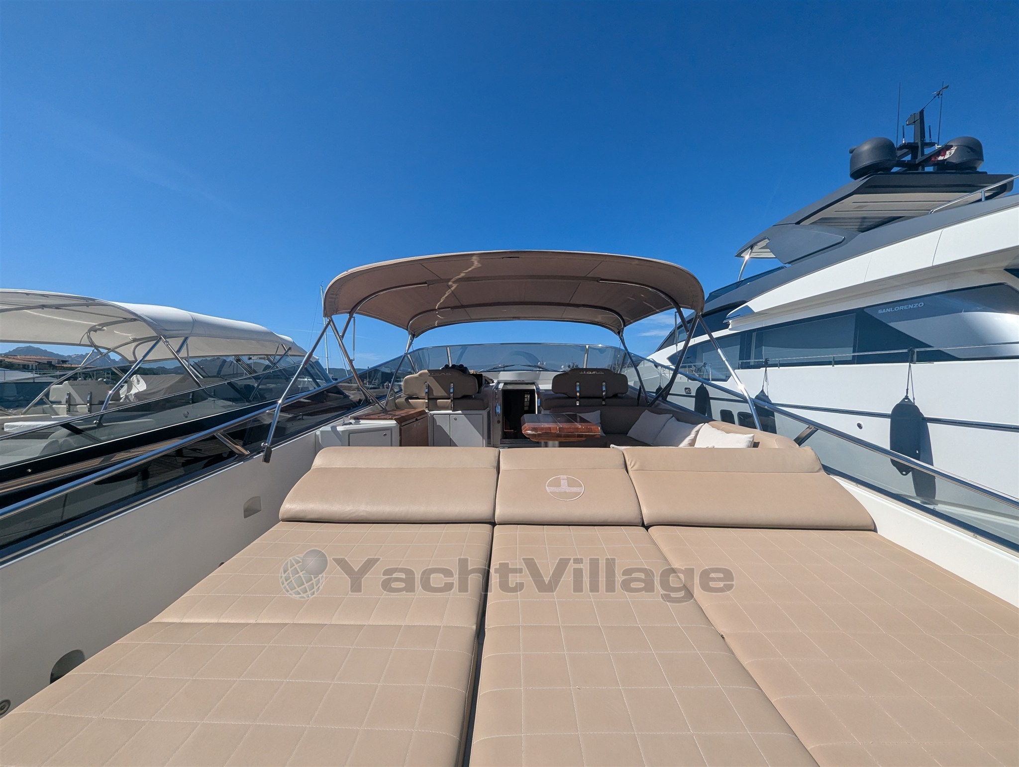 Stern sunpad