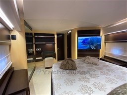 8568125_20221024022224971_1_XLARGE