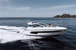 Azimut-A45-Running-4_Mid-res