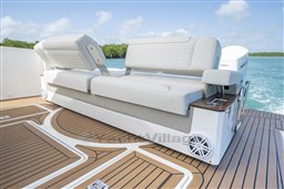 Tiara 48LS aft seats