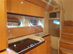 Sarnico 60 RiAl interior galley