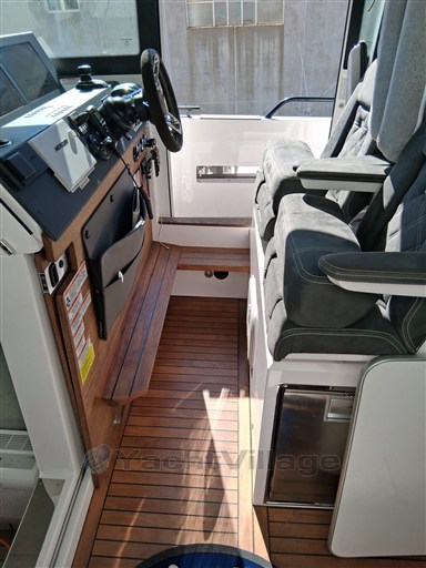 Helm seats