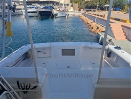 Cabo 38 Express cockpit view