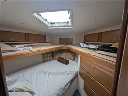 Cabo 38 Express cabin