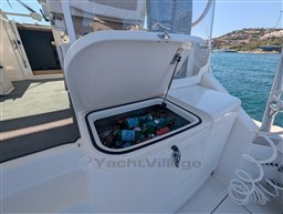 Cabo 38 Express cockpit icebox