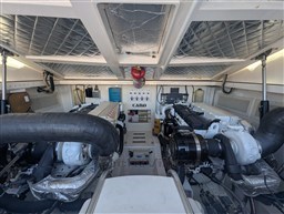 Cabo 38 Express engine room