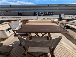 Sciallino 52 Gemy cockpit table