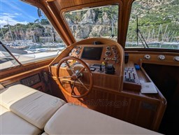 Sciallino 52 Gemy helm station