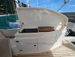 Sciallino 52 Gemy cockpit bar & grill