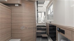 SAXDOR 400 GTO Cabin detail