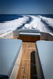 Toy 39 Outboard cockpit