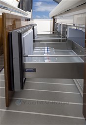 Cockpit fridge