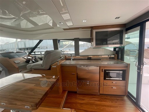 {I} Galley