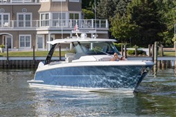 Bow view