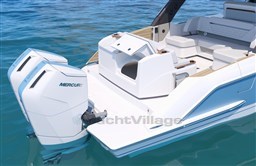 Tiara 39LS stern area