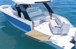 Tiara 39LS cockpit detail 2