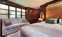 FARANDWIDE MASTER CABIN 2