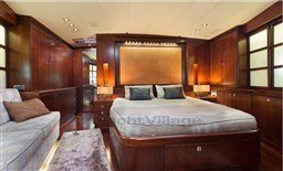 FARANDWIDE MASTER CABIN