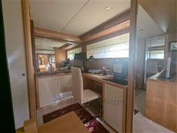 Riva Opera 85 owner's studio