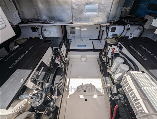 {I} Engine room