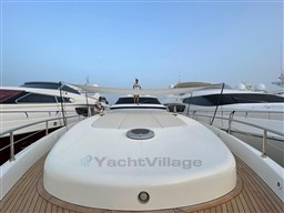 Alalunga 85 Sport X bow deck