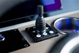 SAXDOR 270 GTO Bow thruster