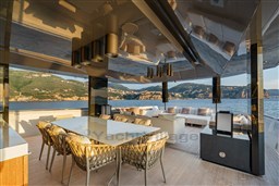 Outdoor dinign area 