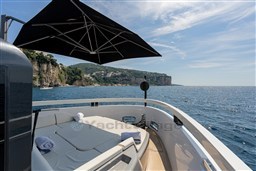 Bow view