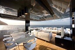 Outoor dining area