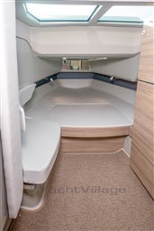 Saxdor 320 GTC cabin view