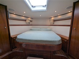 Bertram 630 Vip cabin