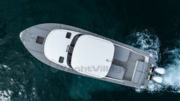 Toy 39 Outboard, aerial view