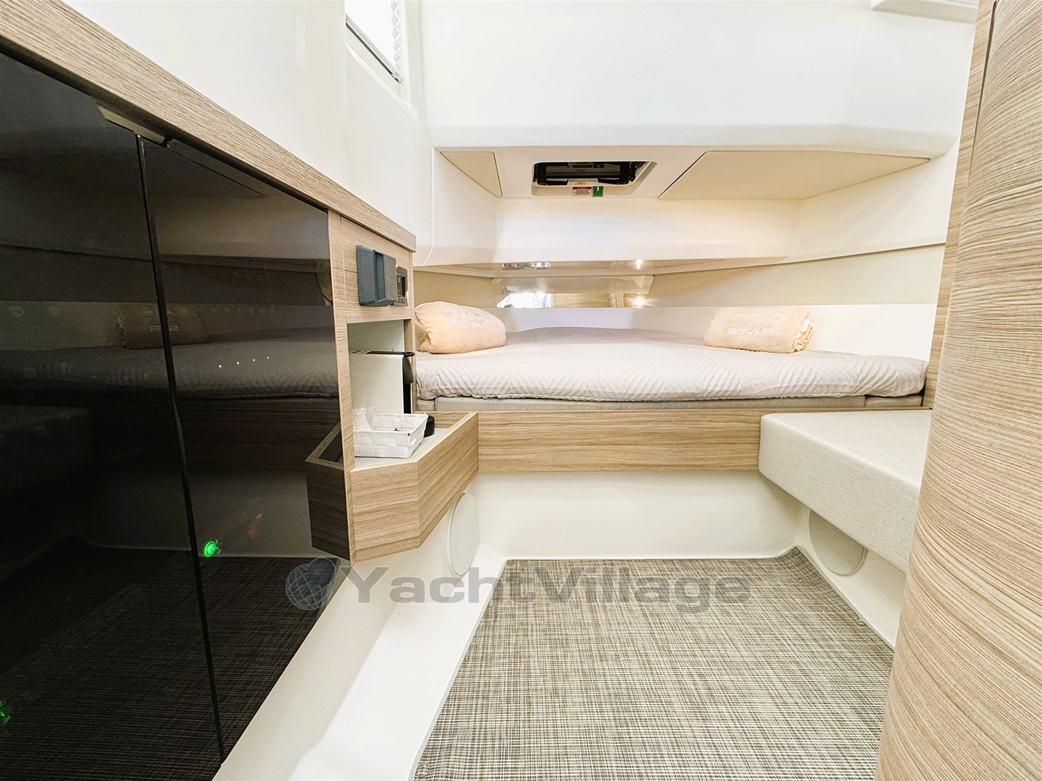 17 saxdor 400 cabina prua