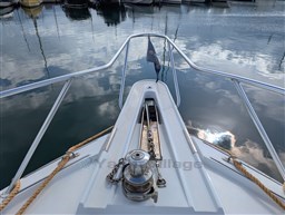 Hatteras 50 bow pulpit