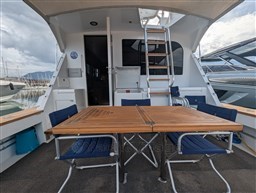 Hatteras 50 cockpit view