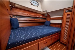 San Juan 48 guest cabin