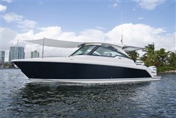 Tiara 34 LX bow profile
