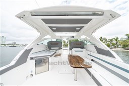 Tiara 34 LX details