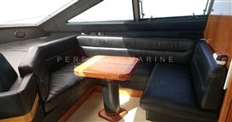 2005 Ferretti 830 (24).jpg