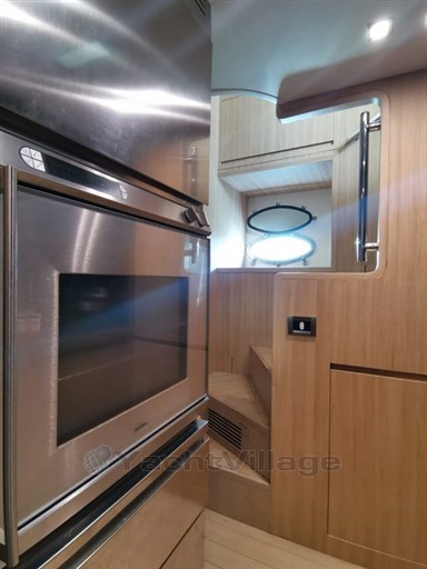 am charter 41 uniesse
