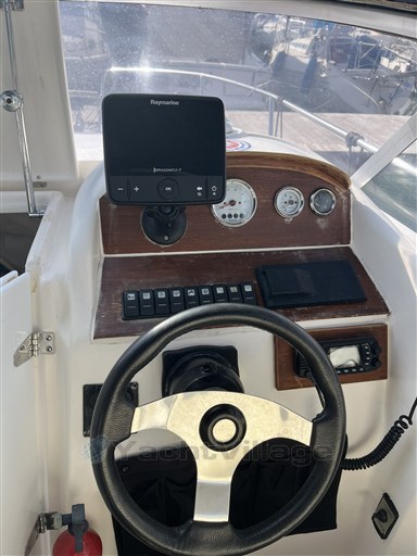 Saver 690 Cabin