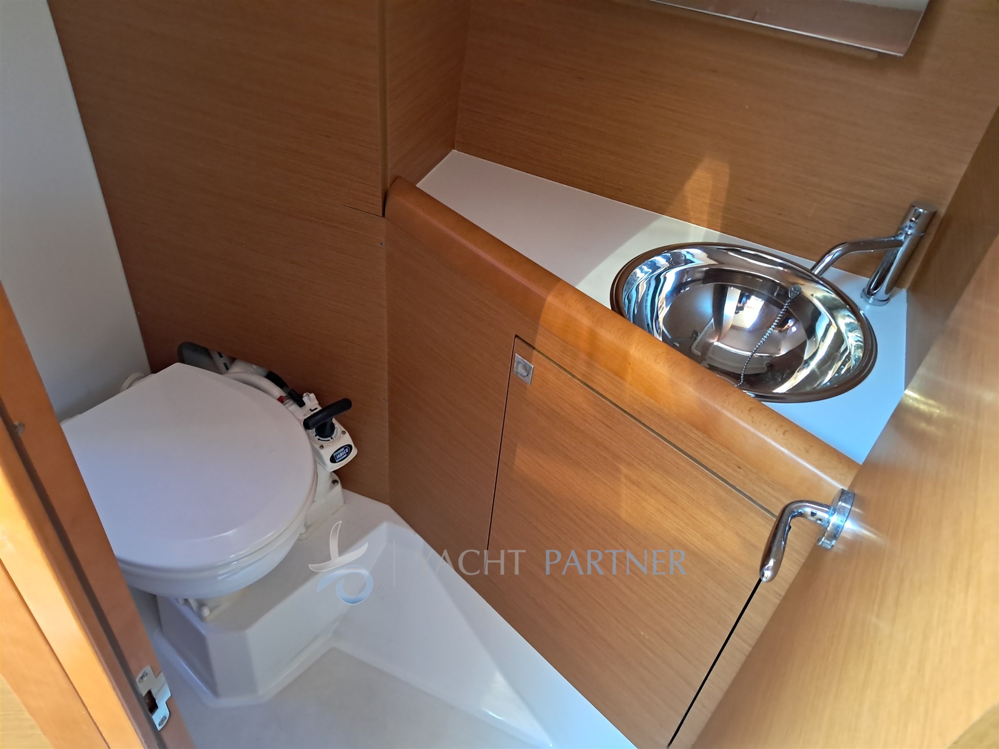 Jeanneau SO349 - toilette