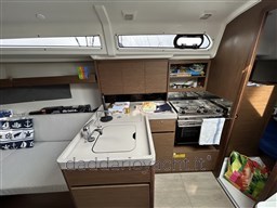 BENETEAU OCEANIS 34 (1)