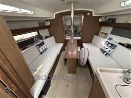 BENETEAU OCEANIS 34 (4)