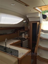 10 SUN ODYSSEY 50 DS