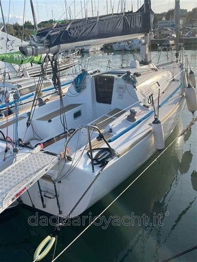 Beneteau First 27.7