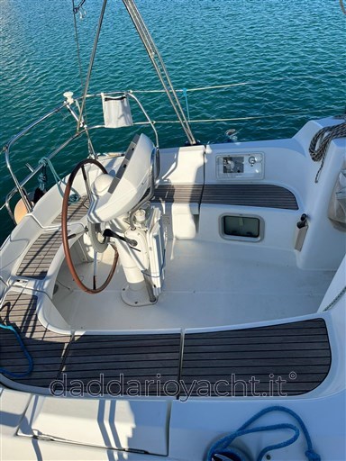JEANNEAU 35 (2)